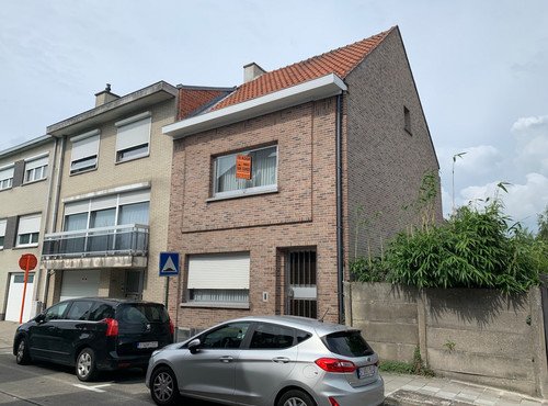 RUIME HOB MET GIGANTISCHE TUIN IN VOLLE CENTRUM AALST