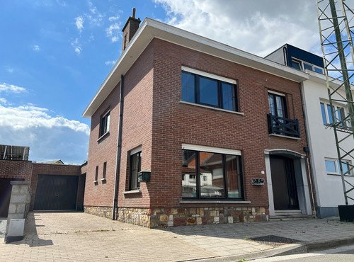 STIJLVOLLE HOB MET 3 SLAAPKAMERS - GARAGE & TUIN