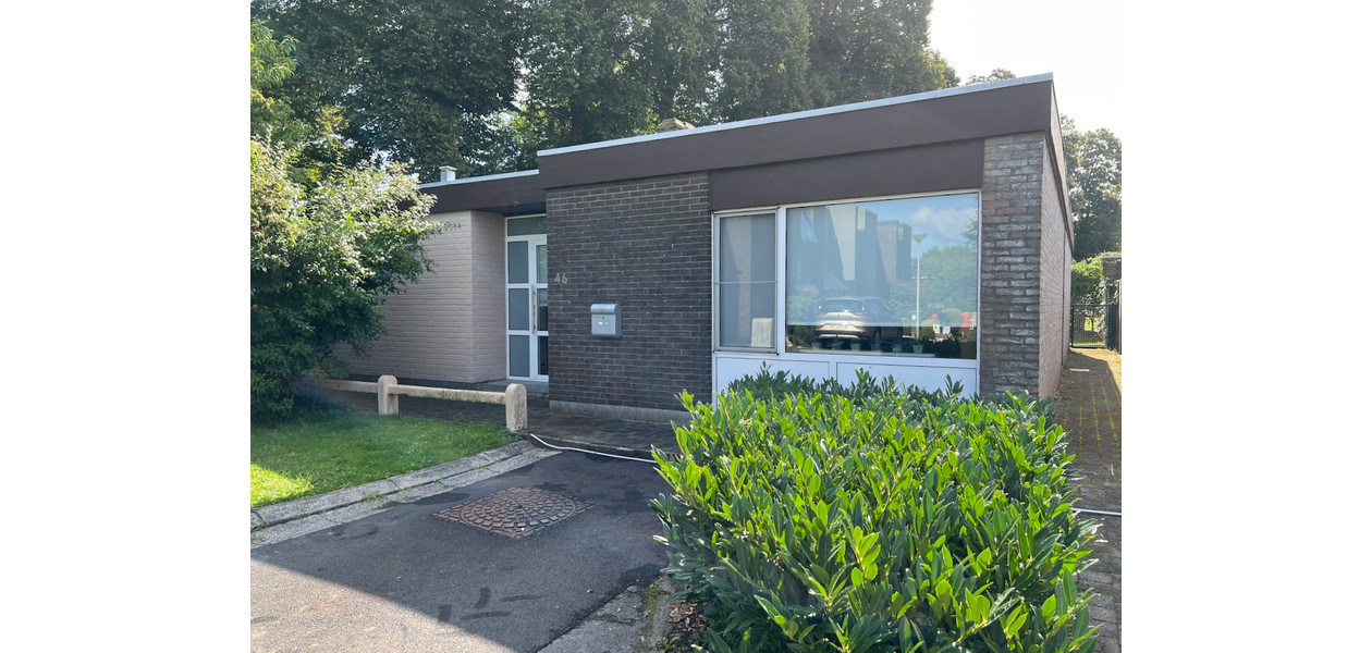 UNIEK GELEGEN OP TE FRISSEN BUNGALOW - 4 SLPKMRS - GAR & TUIN