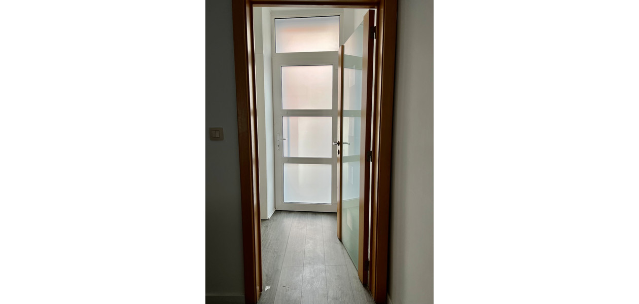 VOLLEDIG EN ULTRA MODERN GERENOVEERDE RW MET 3 SLPKMRS