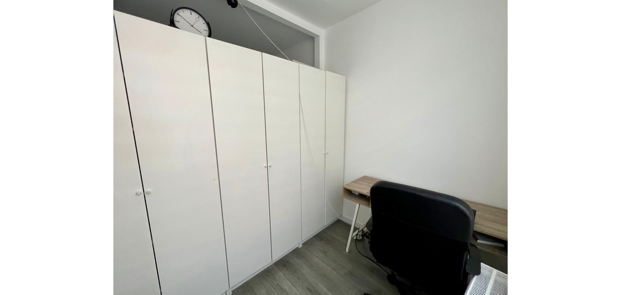 VOLLEDIG EN ULTRA MODERN GERENOVEERDE RW MET 3 SLPKMRS