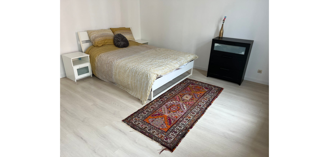 VOLLEDIG EN ULTRA MODERN GERENOVEERDE RW MET 3 SLPKMRS