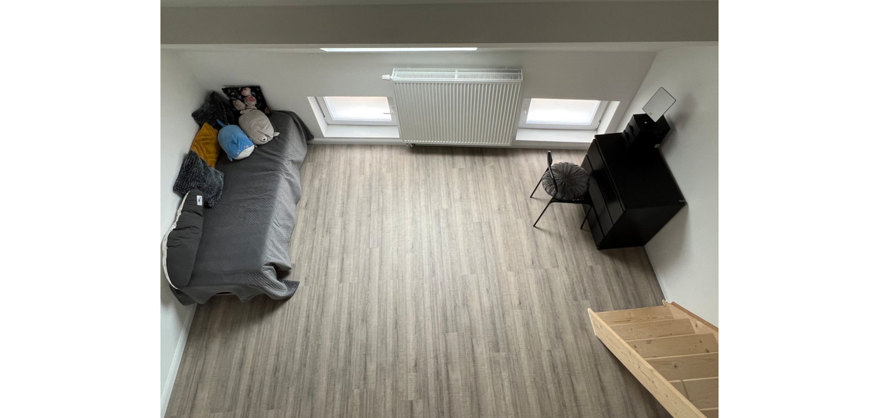 VOLLEDIG EN ULTRA MODERN GERENOVEERDE RW MET 3 SLPKMRS