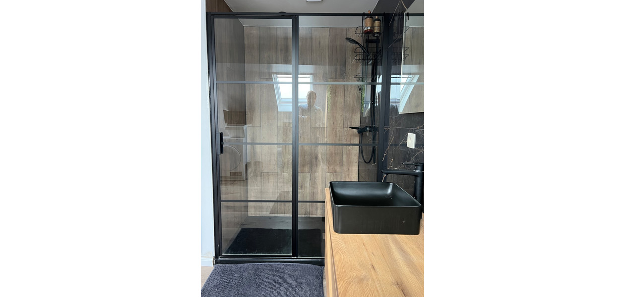 VOLLEDIG EN ULTRA MODERN GERENOVEERDE RW MET 3 SLPKMRS