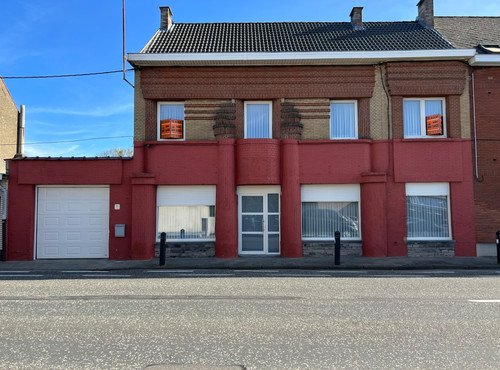 MAISON GIGANTESQUE AVEC 4 CHAMBRES & JARDIN (MAISON KANGOUROU)