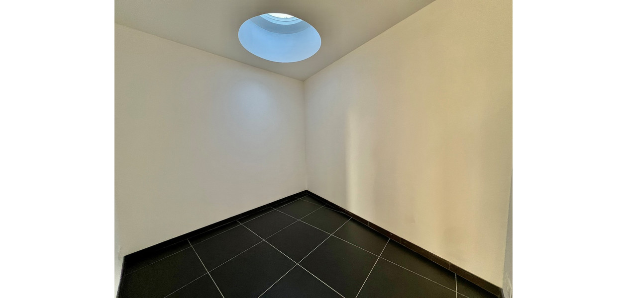 TOUS NOUVEAU DUPLEX DANS LA PERIPHERIE D' ALOST - 3 CHAMBRES - TERRASSE