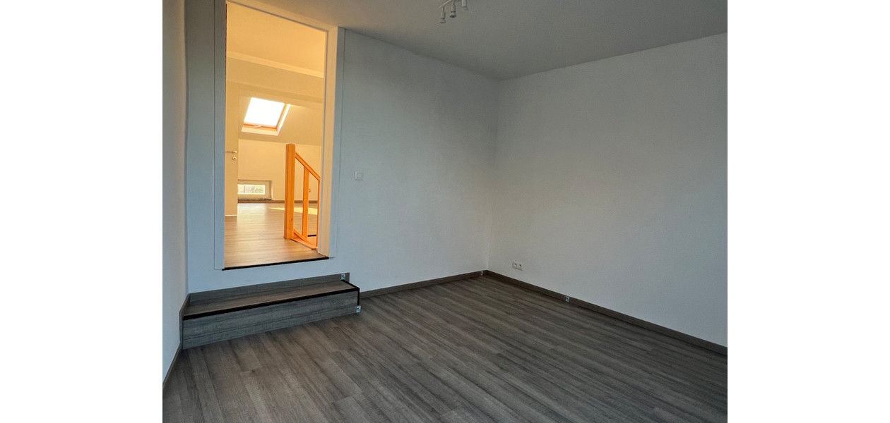 SPLINTERNIEUWE DUPLEX IN DE STADSRAND - 3 SLPKMRS - TERRAS - INSTAPKLAAR