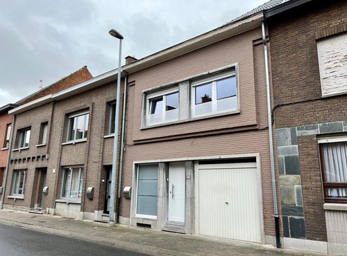 GEZELLIGE GEZINSWONING MET 3 SLPKMRS - TUIN & GARAGE