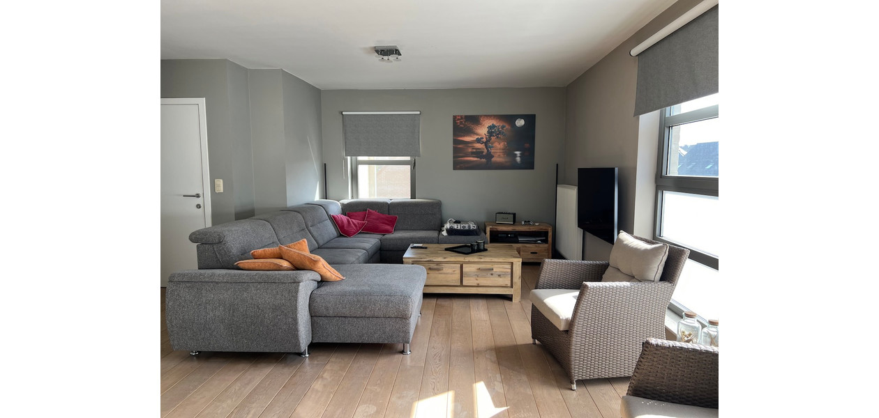 APPART MODERNE, SPACIEUX ET LUMINEUX AVEC TERRASSE ET PARKING