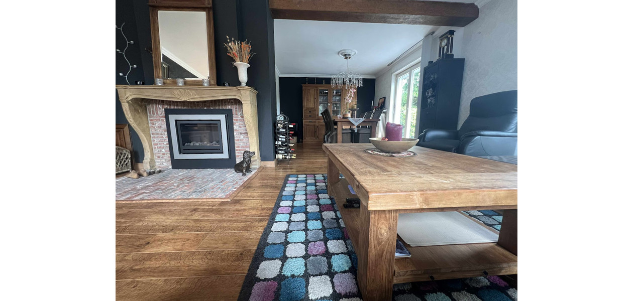 VILLA SITUÉE UNIQUE SUR CA 9 ARES, 4 CHAMBRES - GARAGE - AU CALME