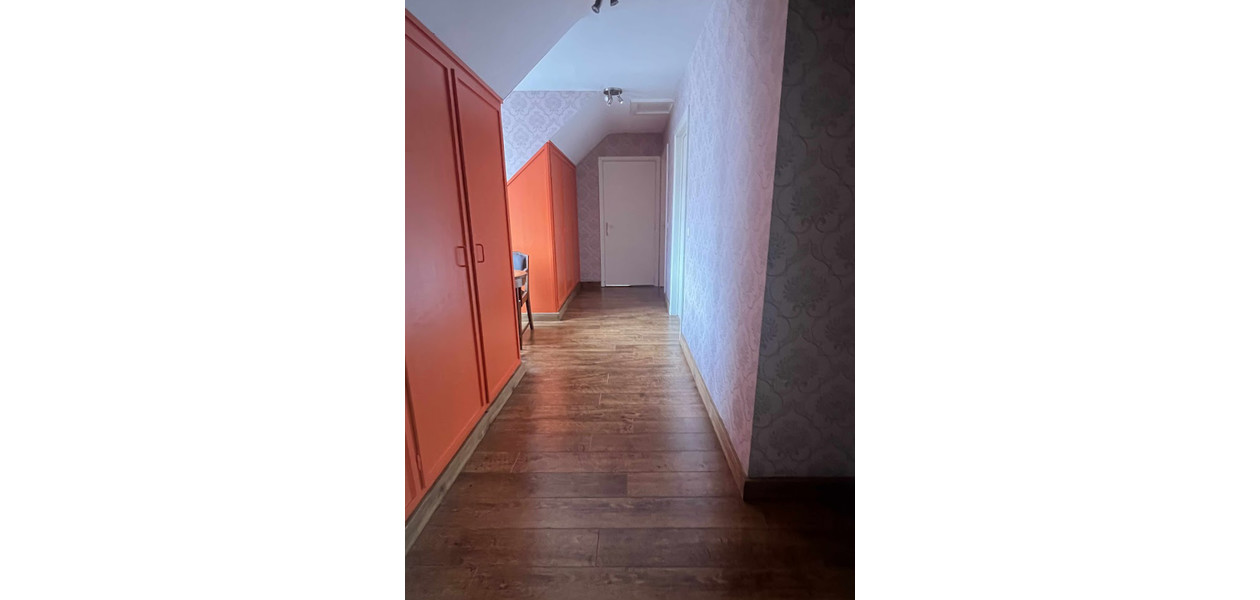 VILLA SITUÉE UNIQUE SUR CA 9 ARES, 4 CHAMBRES - GARAGE - AU CALME