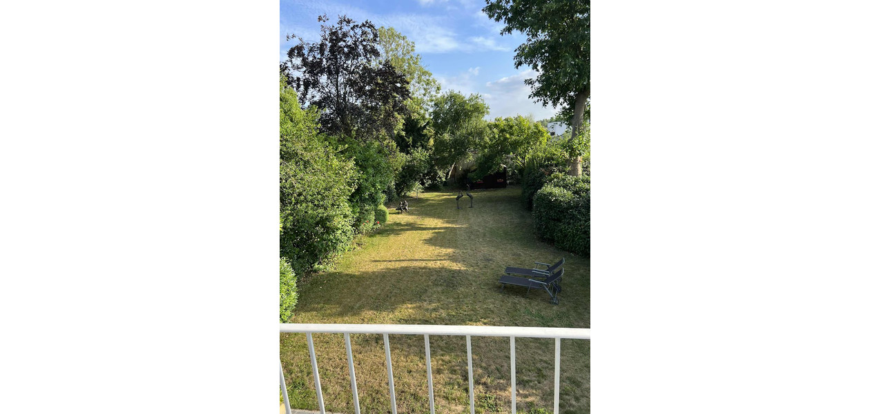 VILLA SITUÉE UNIQUE SUR CA 9 ARES, 4 CHAMBRES - GARAGE - AU CALME