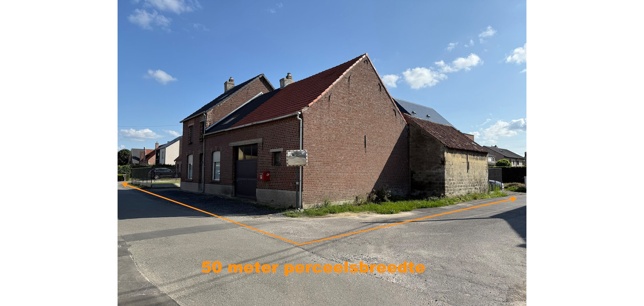 MAISON DE CAMPAGNE À RÉNOVER AVEC DES POSSIBILITÉS INFINIES