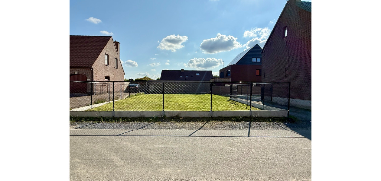 MAISON DE CAMPAGNE À RÉNOVER AVEC DES POSSIBILITÉS INFINIES