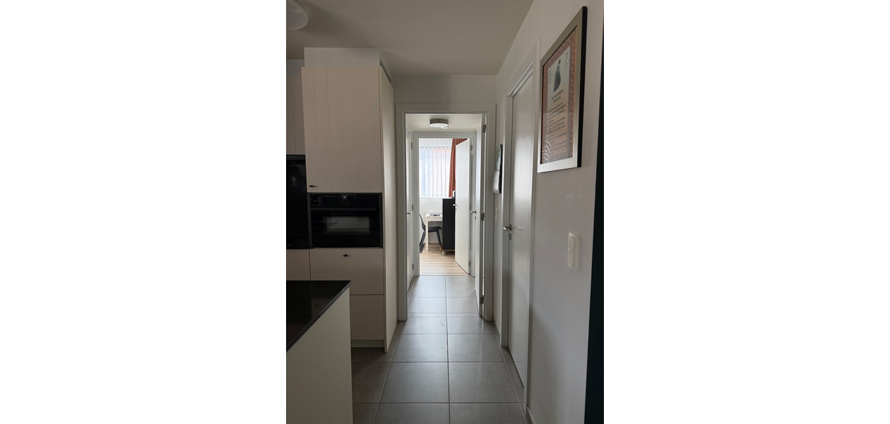 RECENT APP MET 2 SLPKMRS, 2 BADKMRS EN GROOT TERRAS