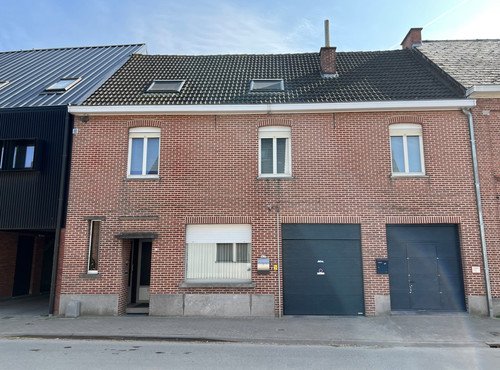 GRAND DUPLEX AVEC 4 CHAMBRES ET TERRASSE