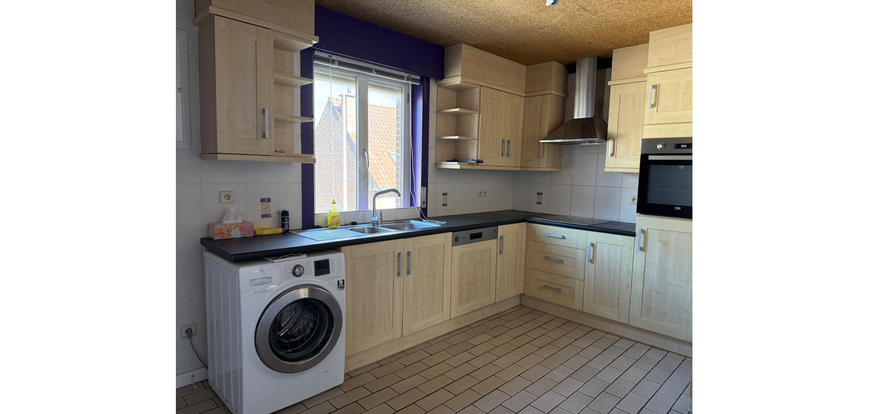 RUIME DUPLEX MET 4 SLAAPKAMERS & TERRAS