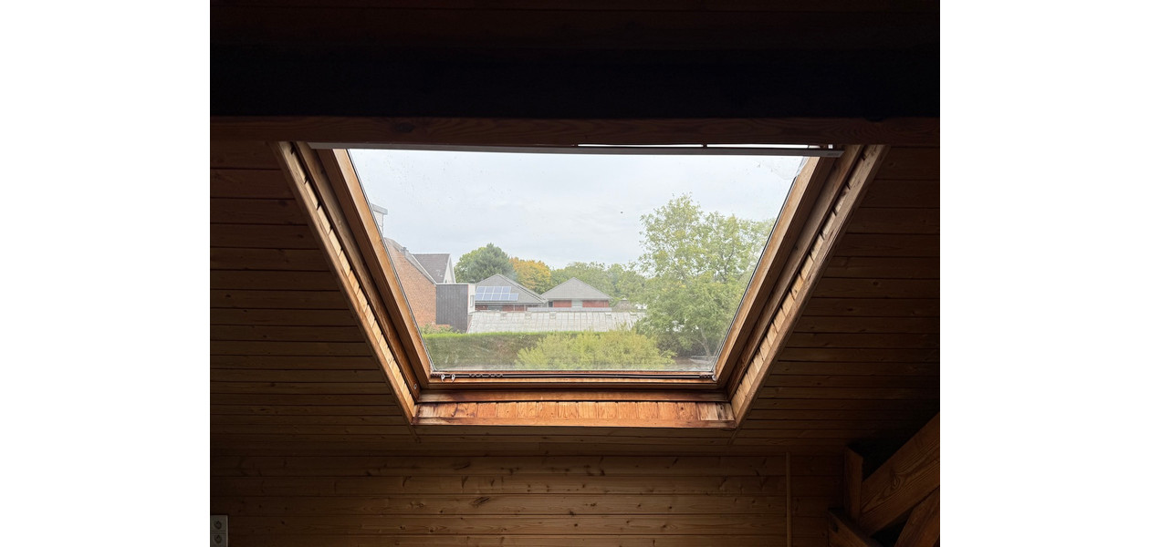 RUIME RIJWONING MET MOGELIJKHEID TOT 4 SLPKMRS - TUIN