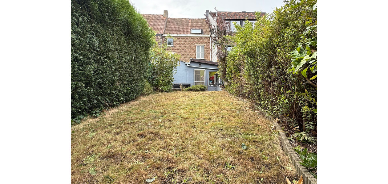 RUIME RIJWONING MET MOGELIJKHEID TOT 4 SLPKMRS - TUIN