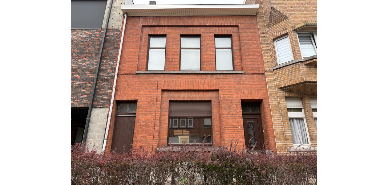 RUIME RIJWONING MET MOGELIJKHEID TOT 4 SLPKMRS - TUIN