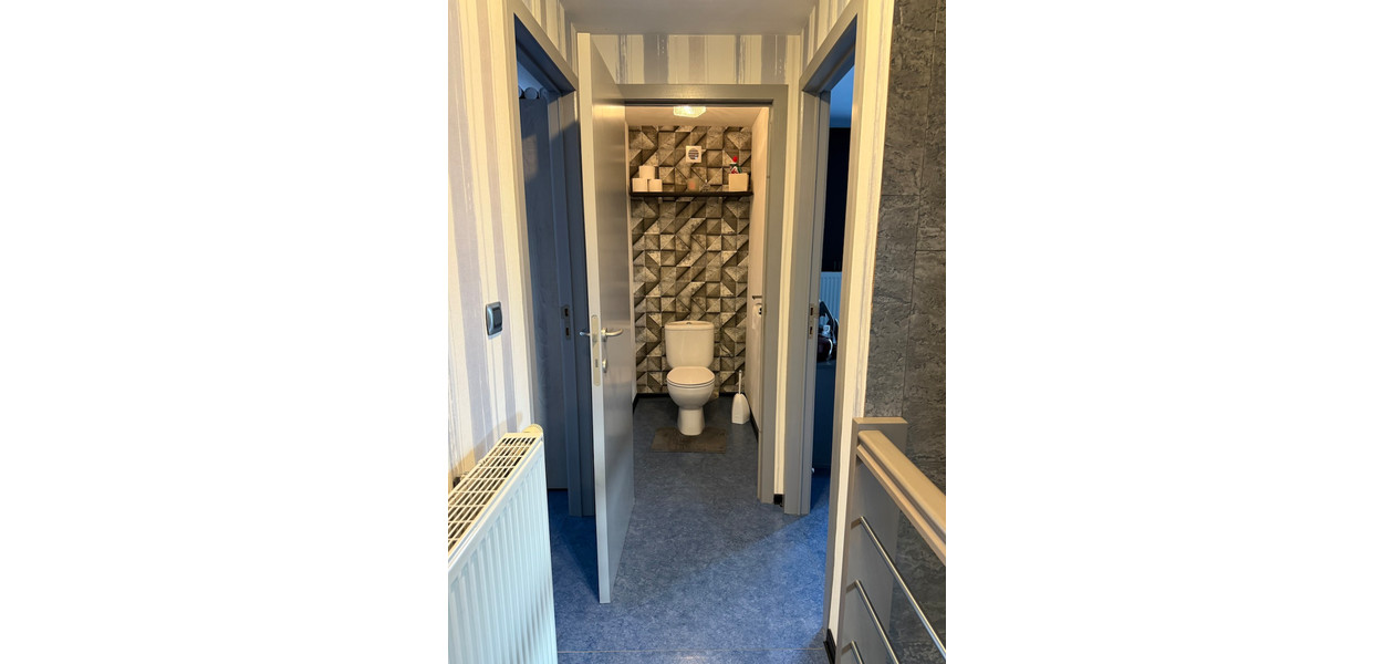 UITERST RUSTIG EN RESIDENTIEEL HOB MET 4 SLAAPKAMERS, GARAGE EN PRACHTIGE TUIN