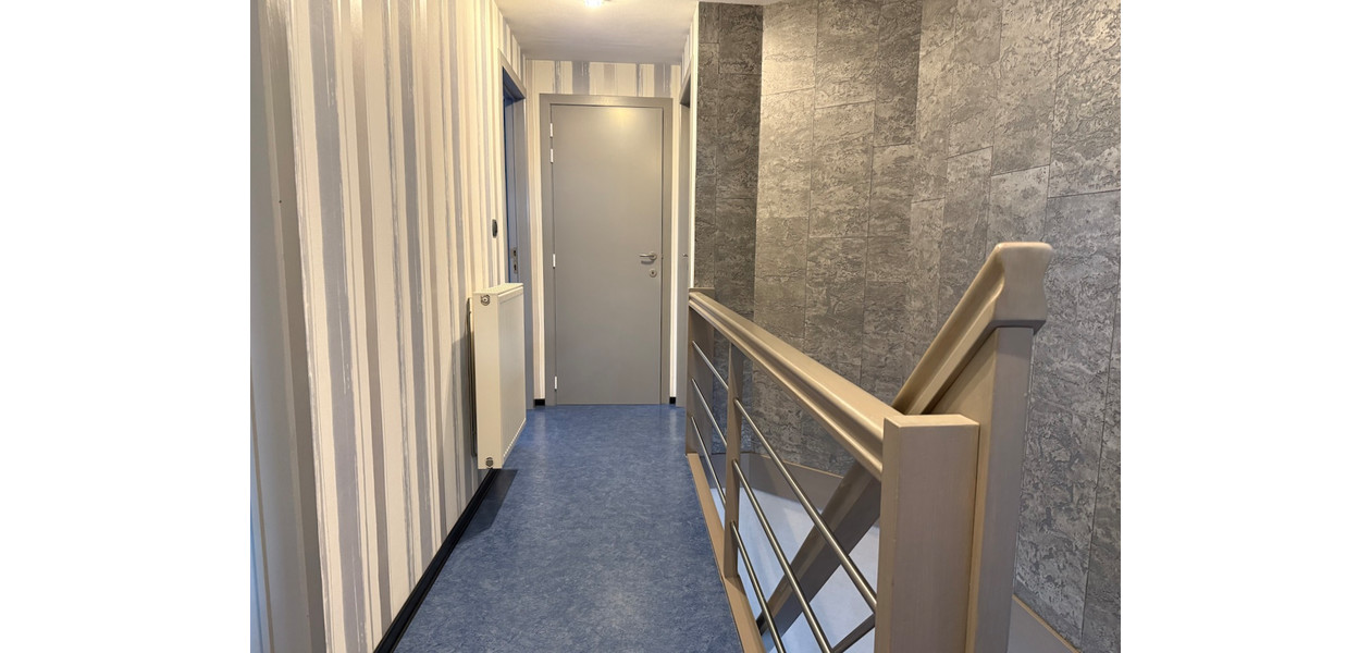 UITERST RUSTIG EN RESIDENTIEEL HOB MET 4 SLAAPKAMERS, GARAGE EN PRACHTIGE TUIN