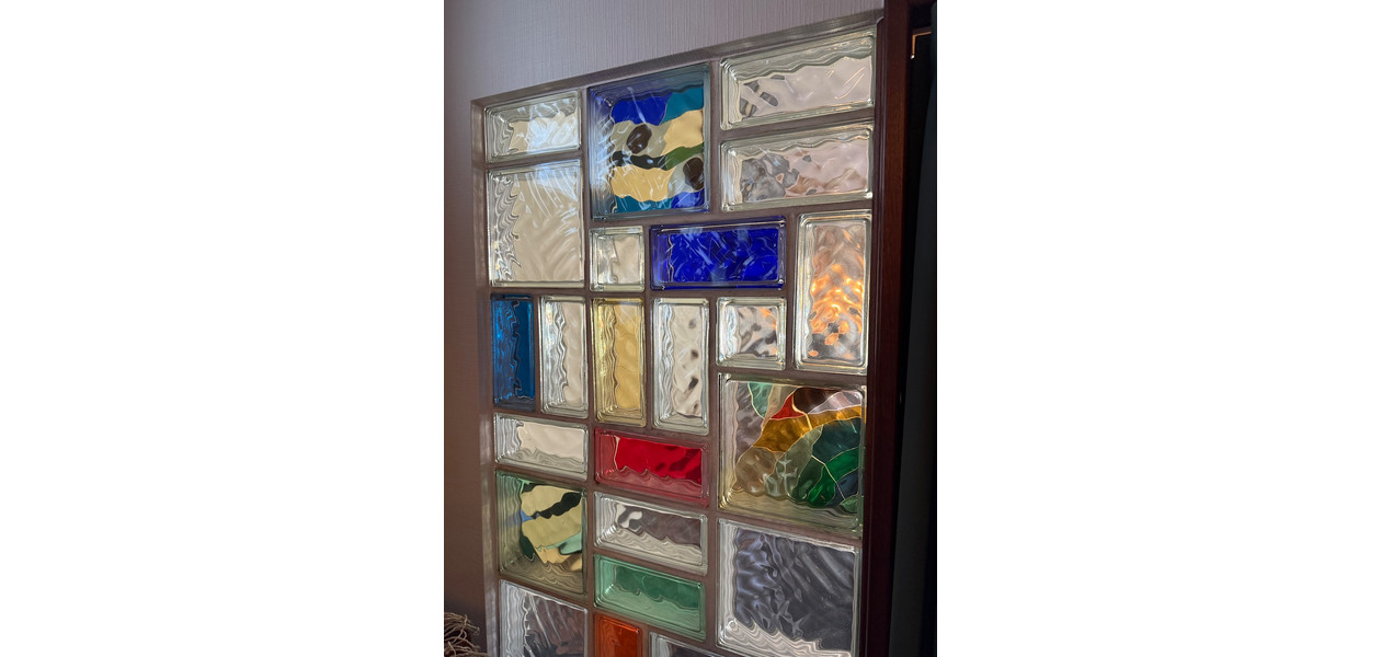 MAISON TRÈS SPACIEUSE EN CENTRE-VILLE. JARDIN ET GARAGE