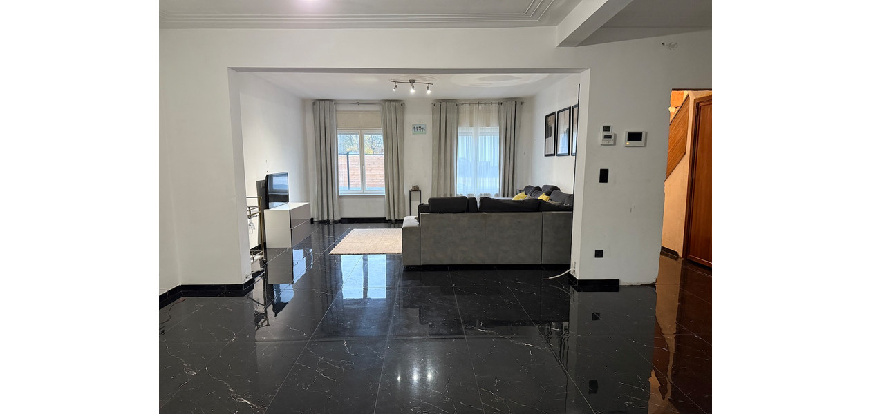 MAISON 3 FAÇADE -  530 M² - 3 CHAMBRES - JARDIN - GARAGE