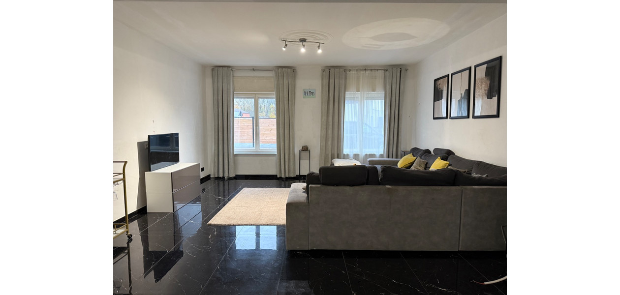 MAISON 3 FAÇADE -  530 M² - 3 CHAMBRES - JARDIN - GARAGE