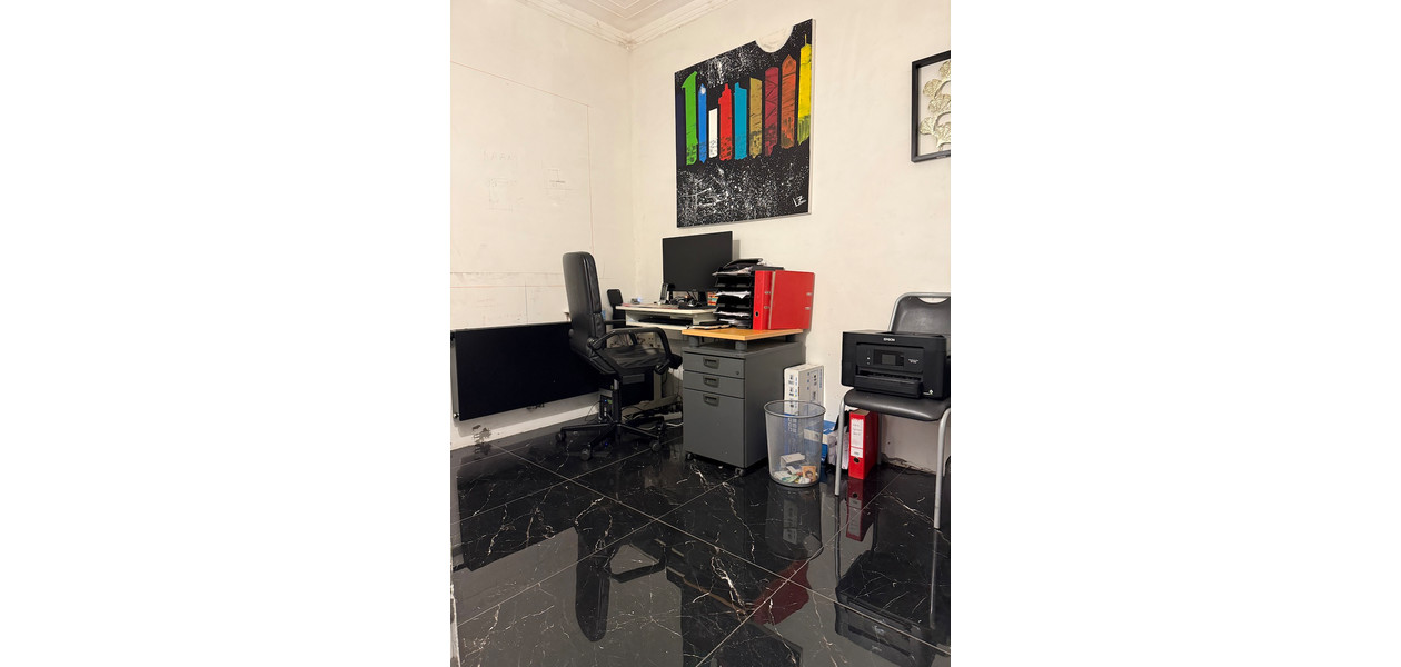 MAISON 3 FAÇADE -  530 M² - 3 CHAMBRES - JARDIN - GARAGE