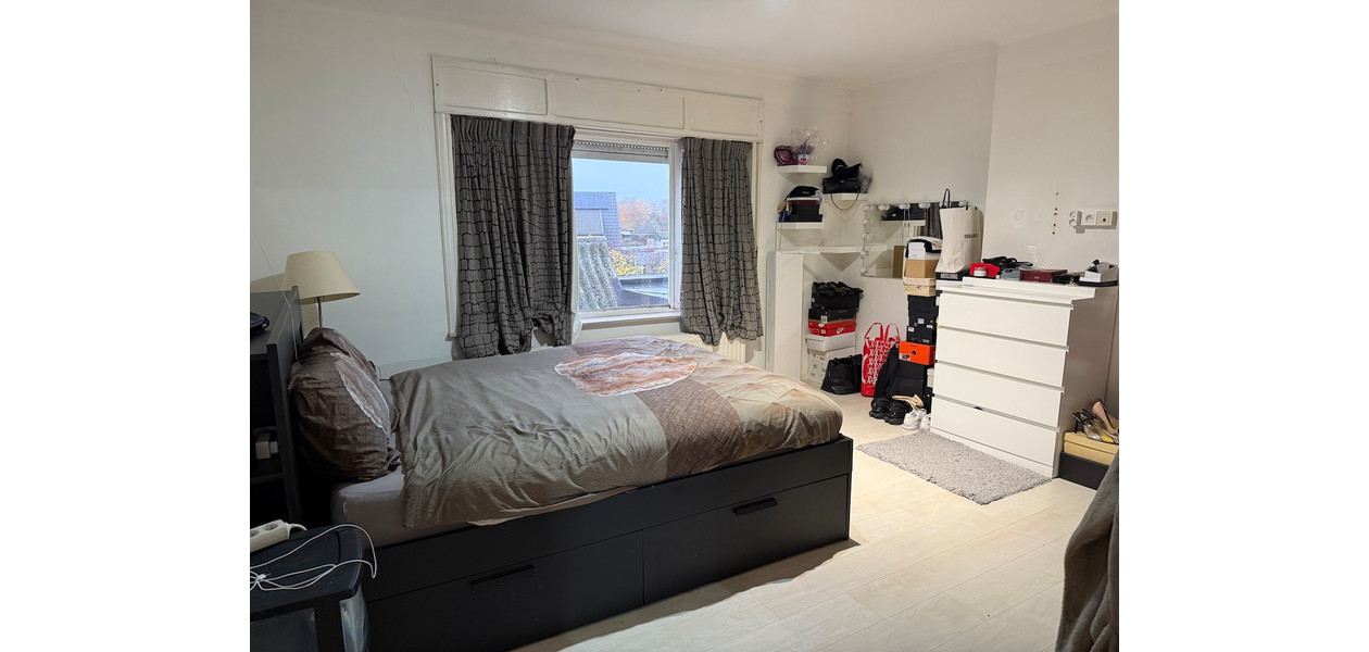 MAISON 3 FAÇADE -  530 M² - 3 CHAMBRES - JARDIN - GARAGE