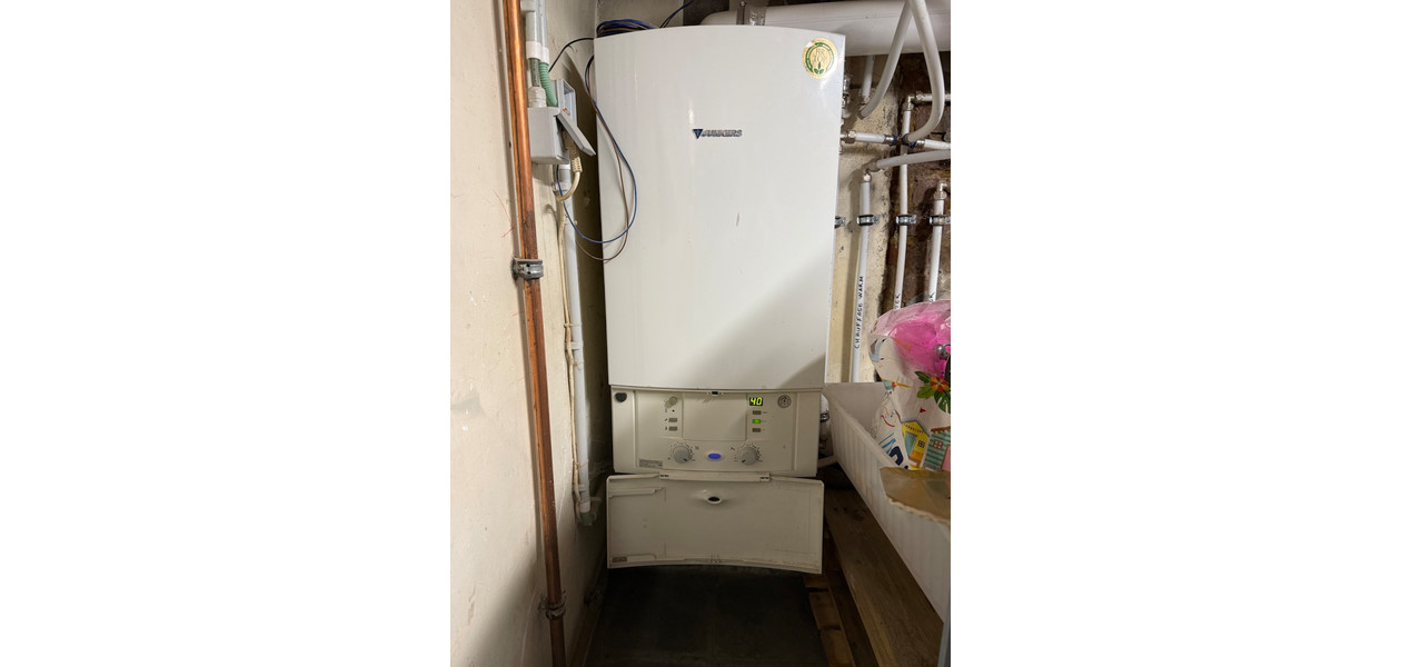 MAISON 3 FAÇADE -  530 M² - 3 CHAMBRES - JARDIN - GARAGE