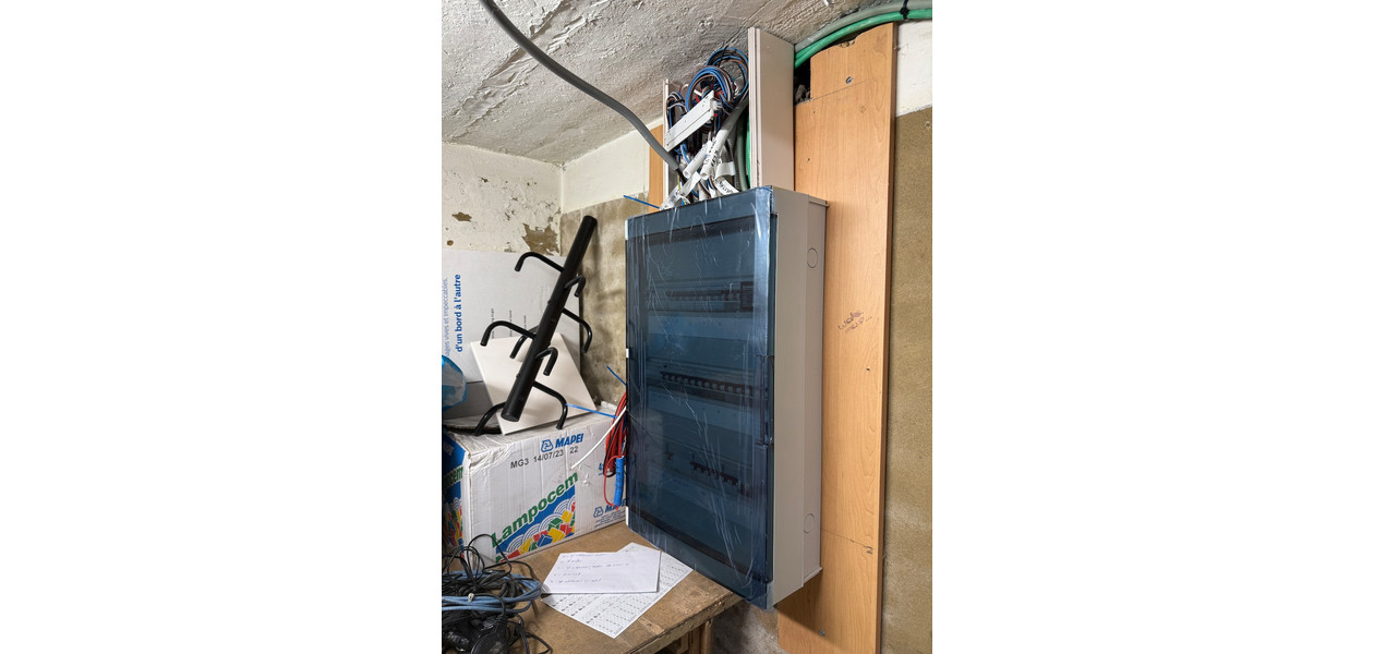 MAISON 3 FAÇADE -  530 M² - 3 CHAMBRES - JARDIN - GARAGE