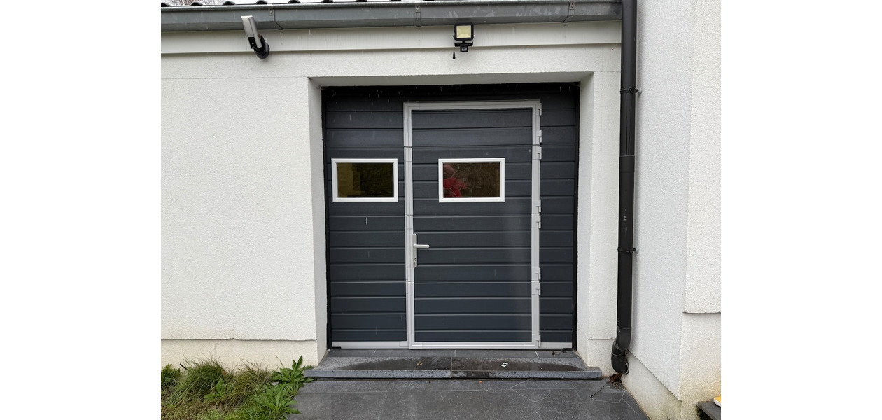 MAISON FAMILIALE SPACIEUSE ENTIÈREMENT RÉNOVÉE