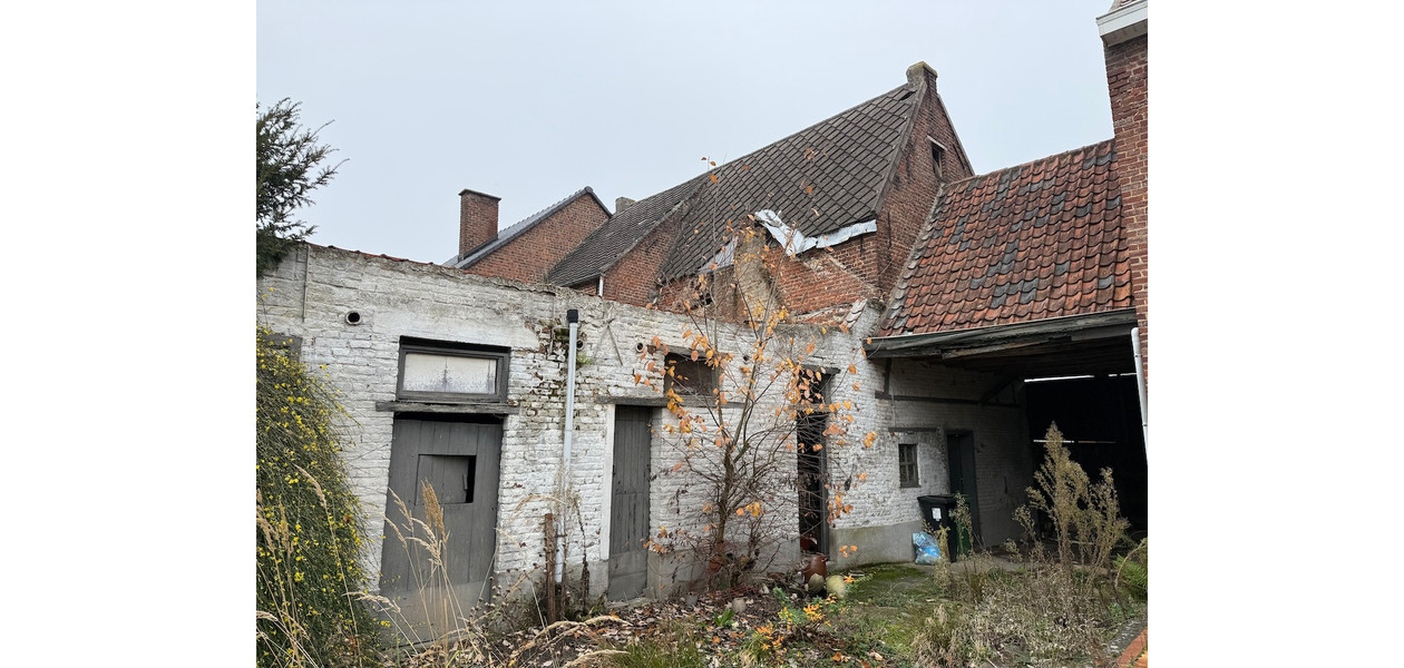 RENOVATIE WONING EN/OF BOUWGROND OP 3200M2