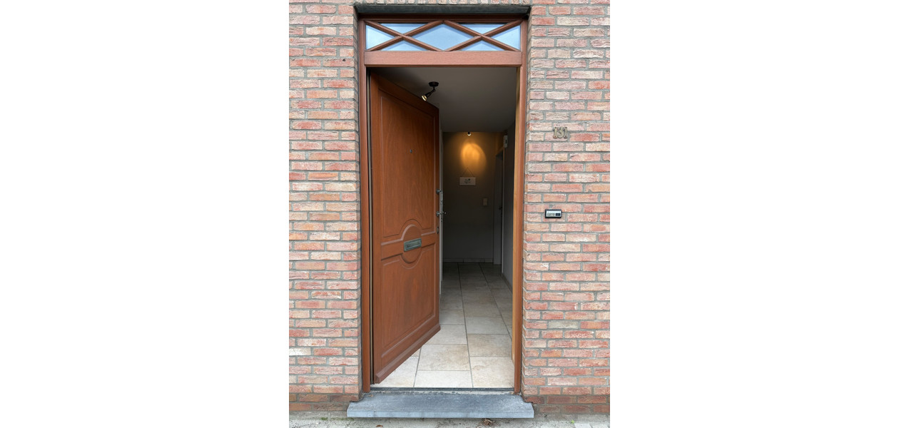 INSTAPKLARE RUIME FAMILIE WONING : 4 SLPKMRS - TUIN - GARAGE