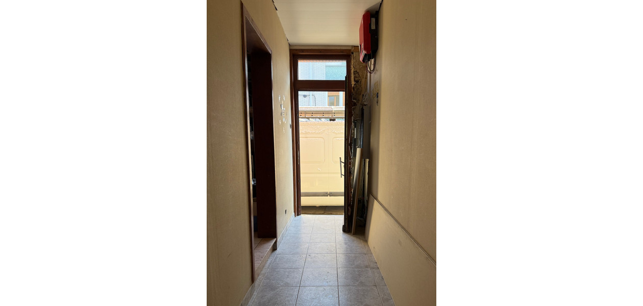 CENTRAAL GELEGEN FAMILIALE WONING MET 4 SLPKMRS EN TUIN.