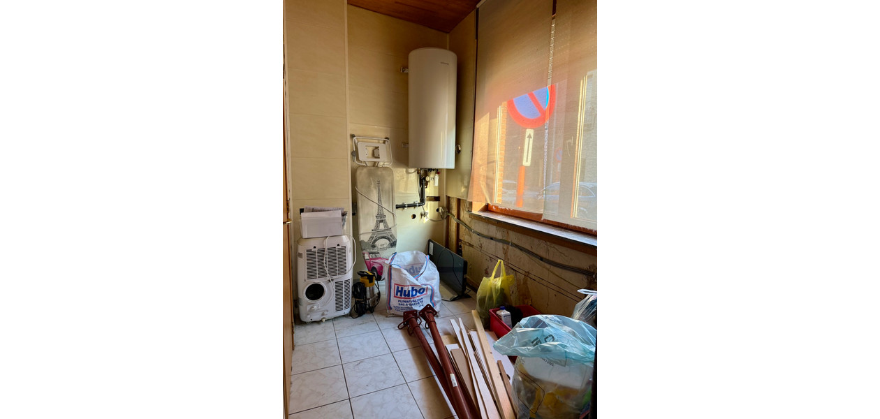 CENTRAAL GELEGEN FAMILIALE WONING MET 4 SLPKMRS EN TUIN.