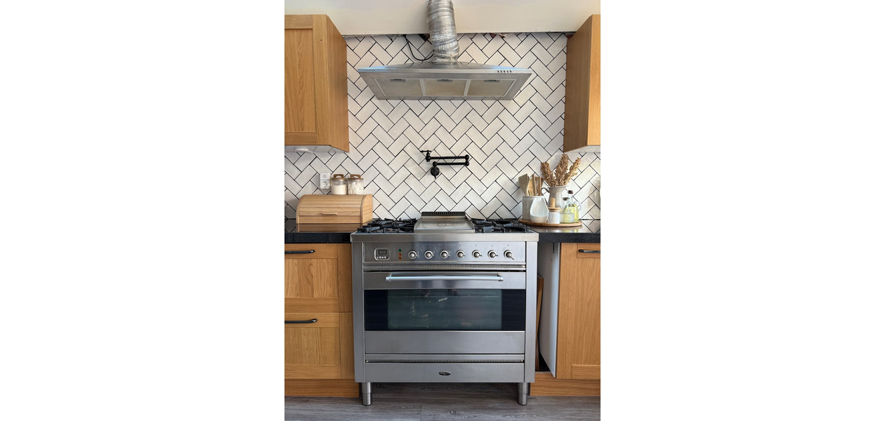 SUPER GEZELLIGE GERENOVEERDE WONING MET TUIN - INSTAPKLAAR