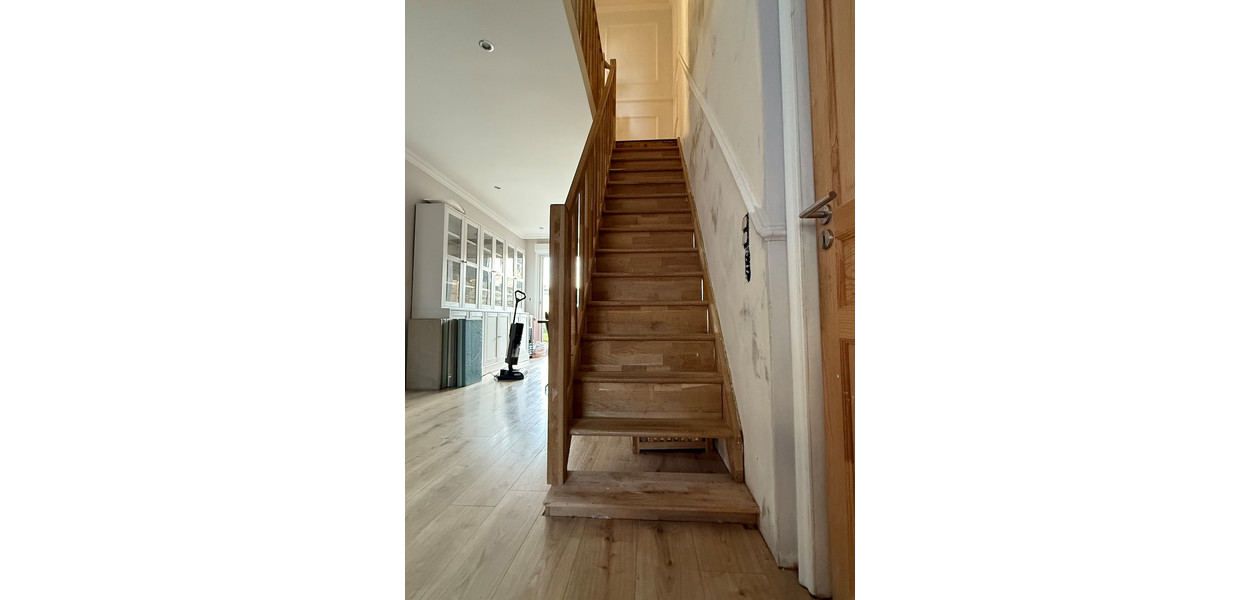 SUPER GEZELLIGE GERENOVEERDE WONING MET TUIN - INSTAPKLAAR