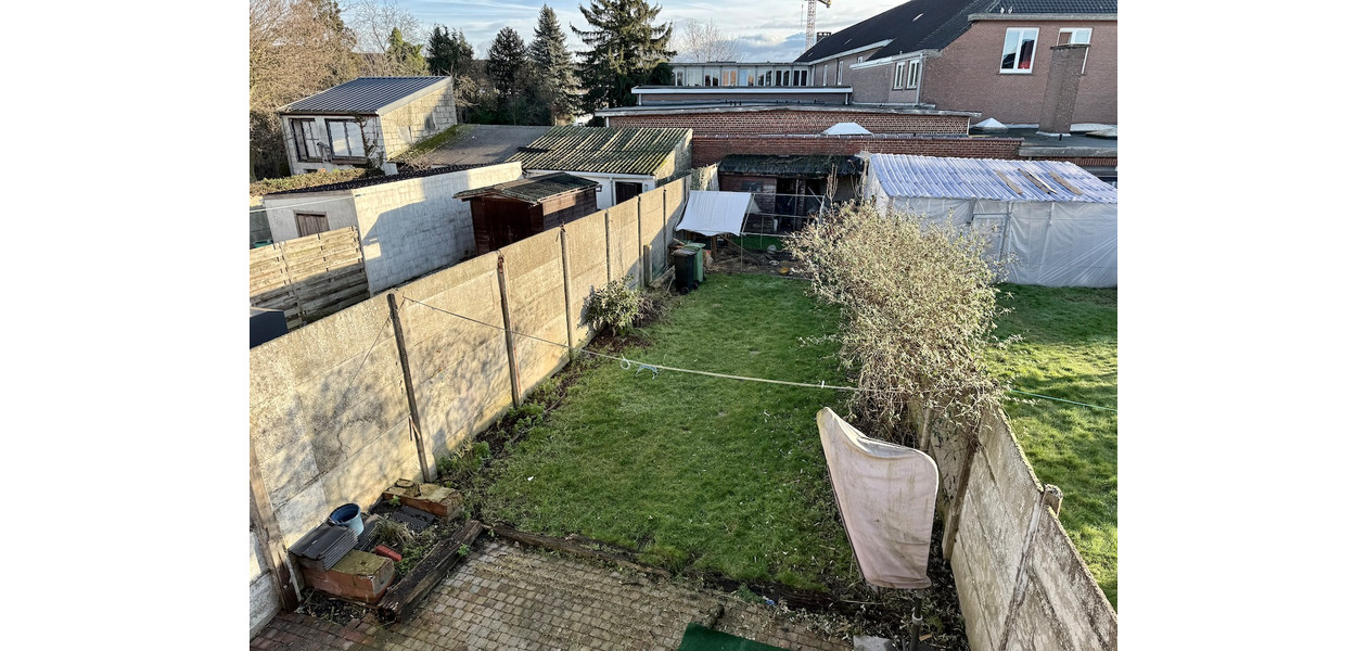SUPER GEZELLIGE GERENOVEERDE WONING MET TUIN - INSTAPKLAAR