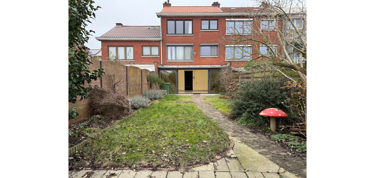 INSTAPKLARE BEL-ETAGE MET 3 SLPKMRS - TUIN & GARAGE