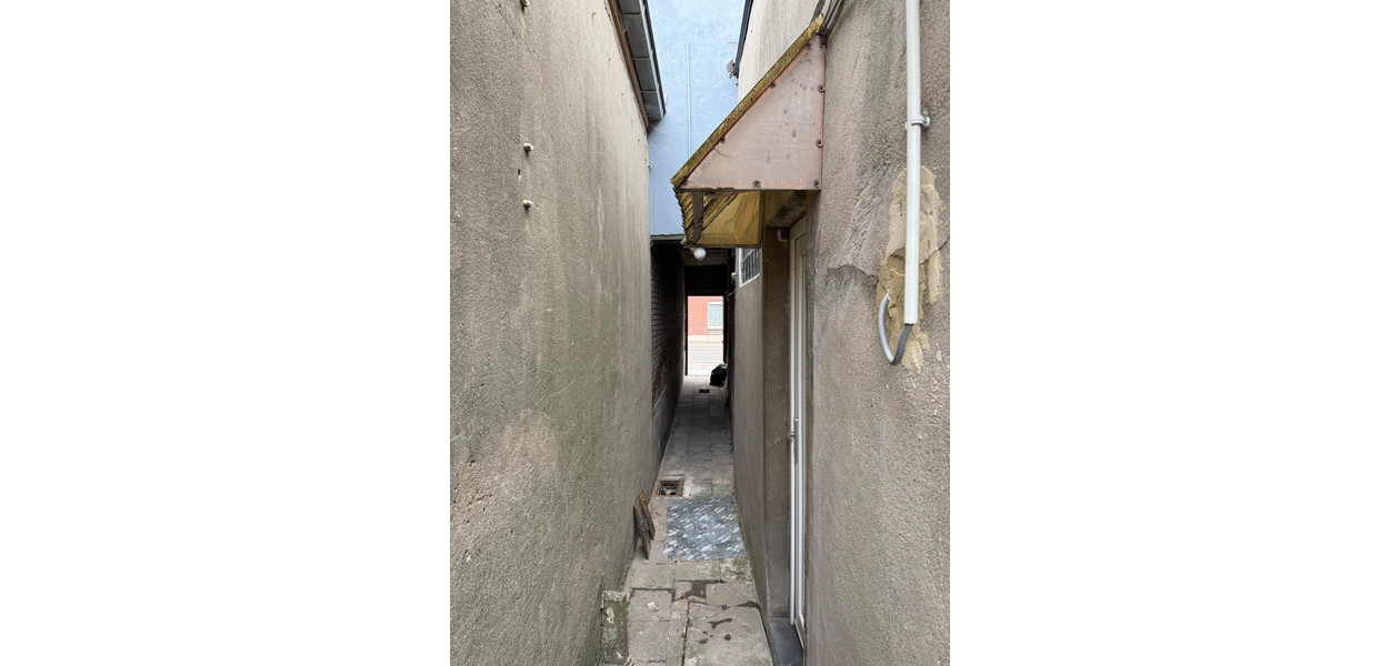 GEZELLIGE GEZINSWONING MET 3 SLAAPKAMERS EN TUIN