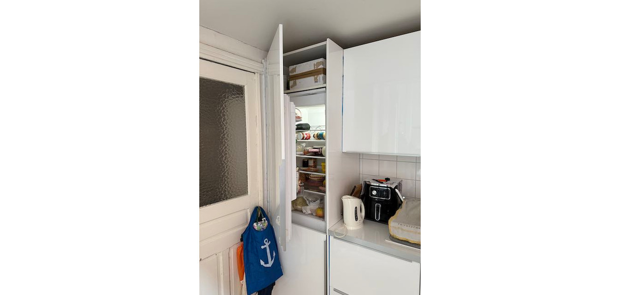 IN VOLLE CENTRUM, GEZINSWONING MET 3 SLAAPKAMERS EN TUIN