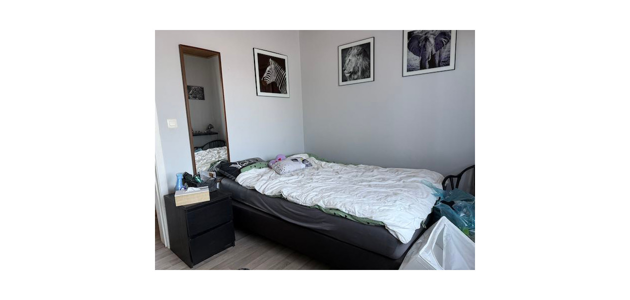 RUSTIG GELEGEN HOB IN RESIDENTIËLE WIJK, 3 SLAAPKAMERS, TUIN & GARAGE