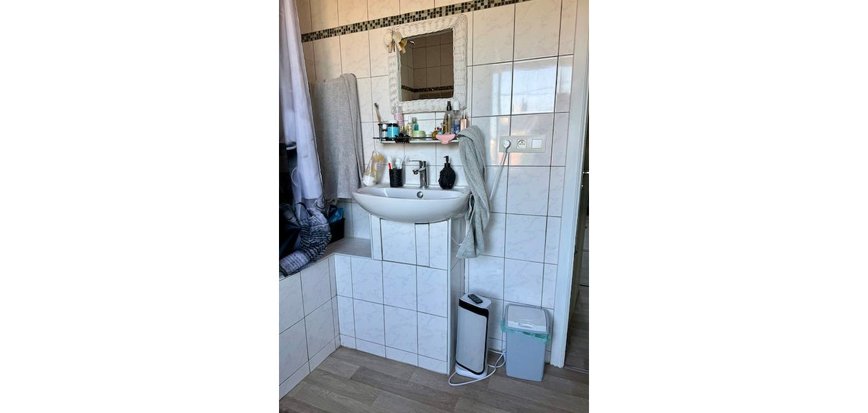 RUSTIG GELEGEN HOB IN RESIDENTIËLE WIJK, 3 SLAAPKAMERS, TUIN & GARAGE