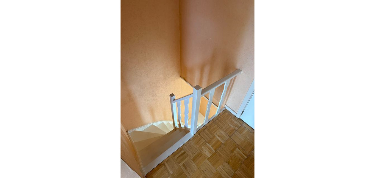 RUSTIG EN RESIDENTIEEL GELEGEN FAMILIALE WONING - 3 SLPKMRS - TUIN