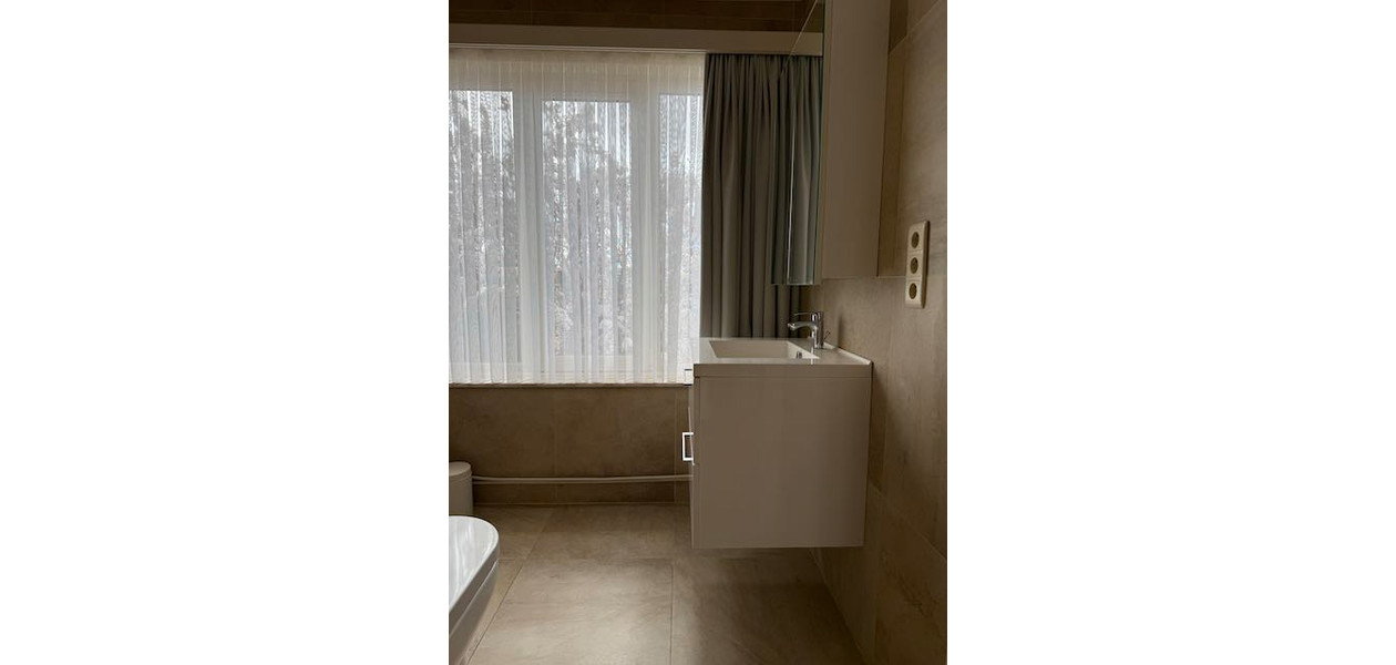 RUSTIG EN RESIDENTIEEL GELEGEN FAMILIALE WONING - 3 SLPKMRS - TUIN