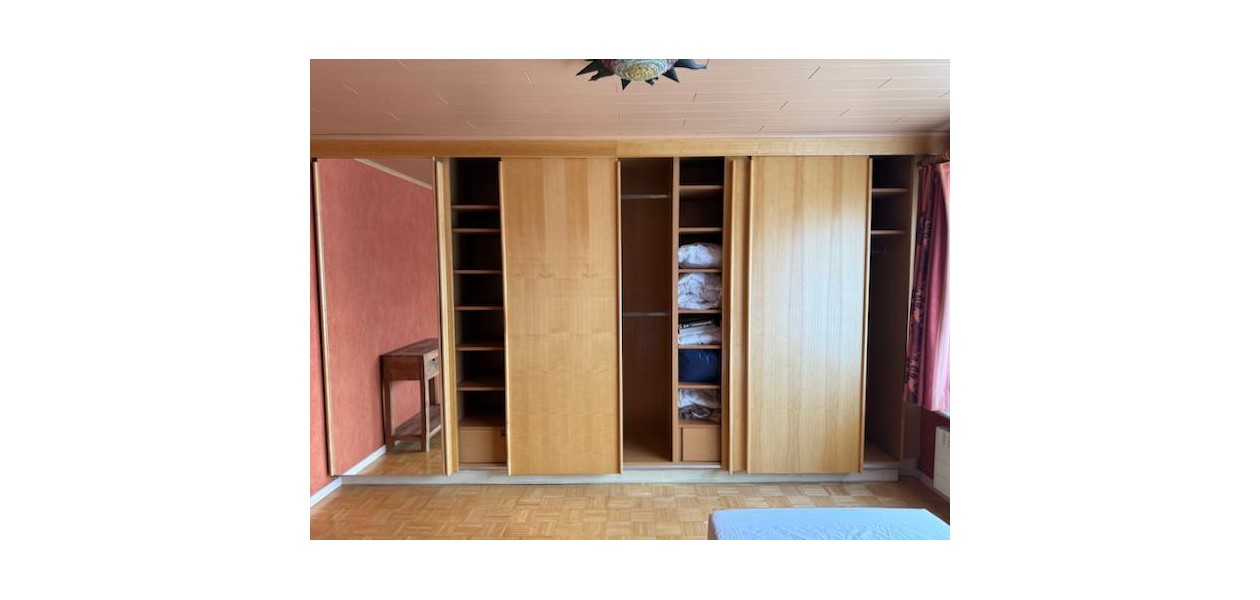 RUSTIG EN RESIDENTIEEL GELEGEN FAMILIALE WONING - 3 SLPKMRS - TUIN