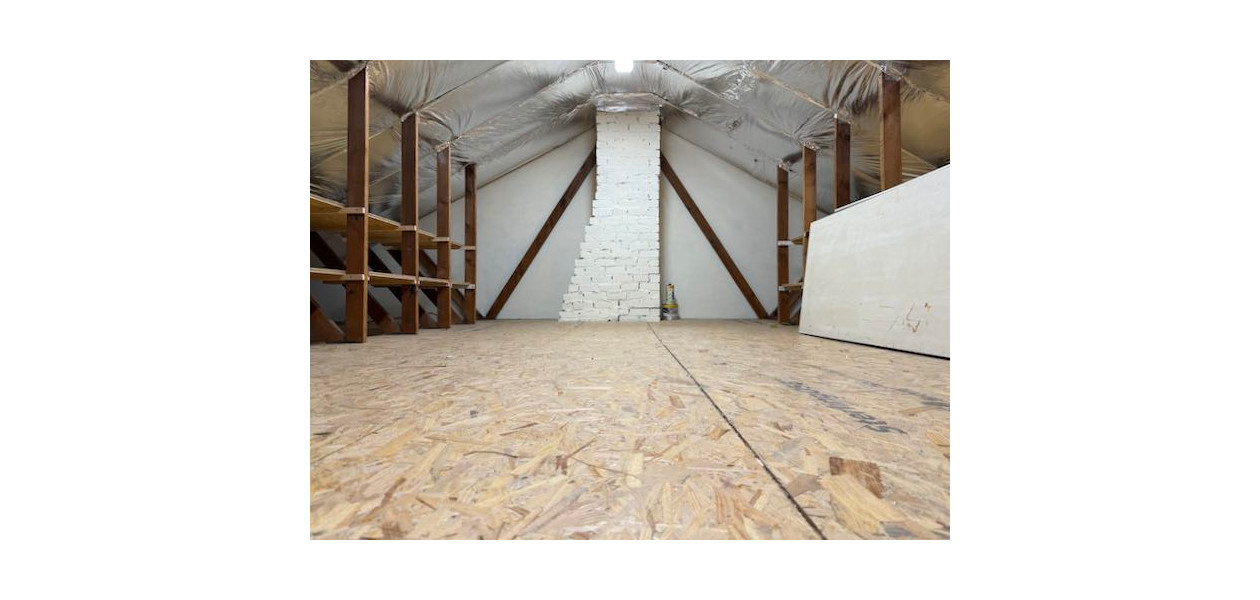 RUSTIG EN RESIDENTIEEL GELEGEN FAMILIALE WONING - 3 SLPKMRS - TUIN